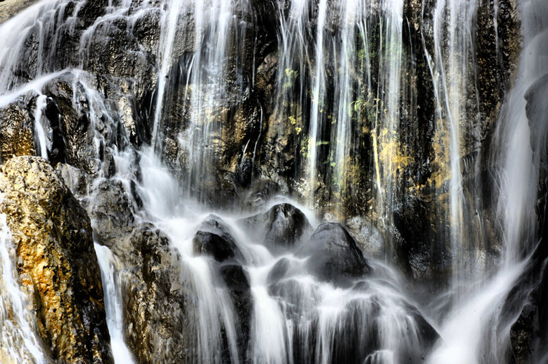 22个中国最美最酷瀑布,你去过哪一个(图20) 22个中国最美最酷瀑布,你去过哪一个--置顶表情